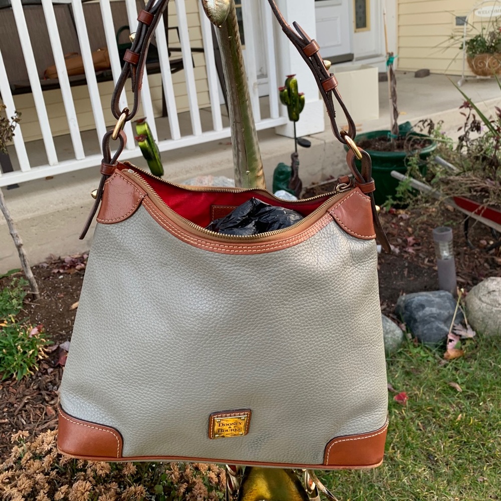 Dooney & Bourke purse
